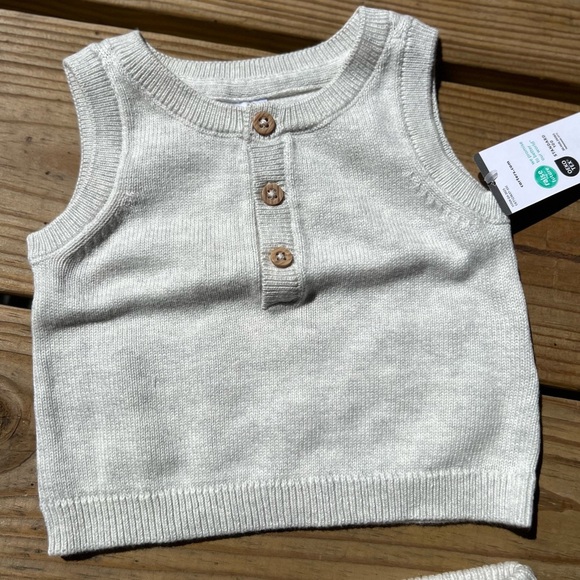Carter’s 3M Gray Knit Baby 2 Piece Shorts and Tank Top Matching Set - Picture 5 of 8